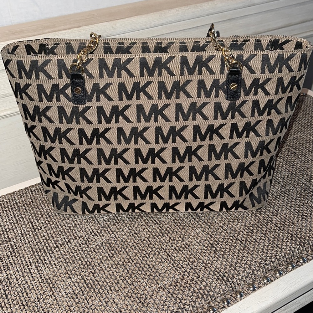 Michael Kors Tote